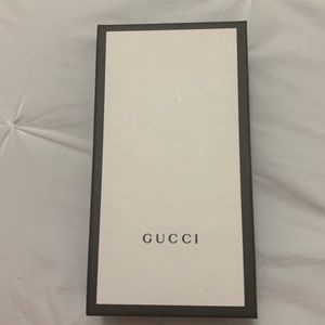 GG Matelassé Leather Continental Wallet
GUCCI